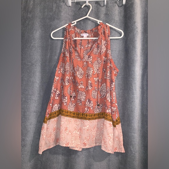 Xhilaration Tops - Xhilaration blouse. Size XL. Peachish Pink color with flower pattern.